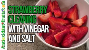 how to wash strawberries

