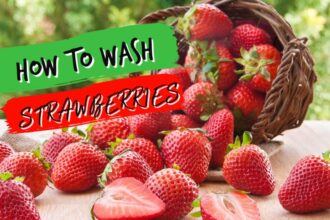how to wash strawberries
