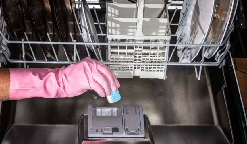 how to clean dishwasher