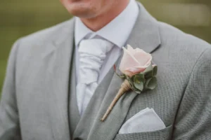 how to fold a pocket square

